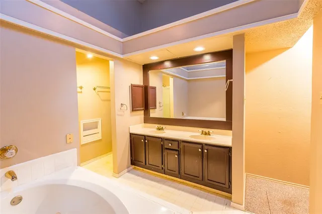 $2,500 | 4103 Meadow Drive, Grapevine, TX 76051