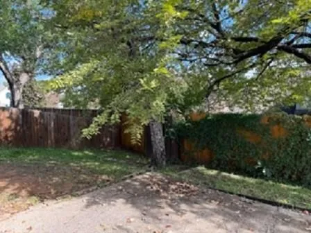 $2,500 | 4103 Meadow Drive, Grapevine, TX 76051