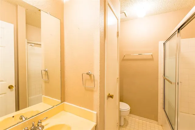 $2,500 | 4103 Meadow Drive, Grapevine, TX 76051