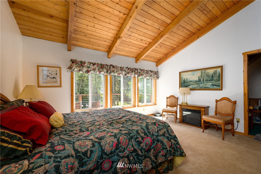 167 Center View Drive Decatur Island, WA 98221 - Photo 5 of 24