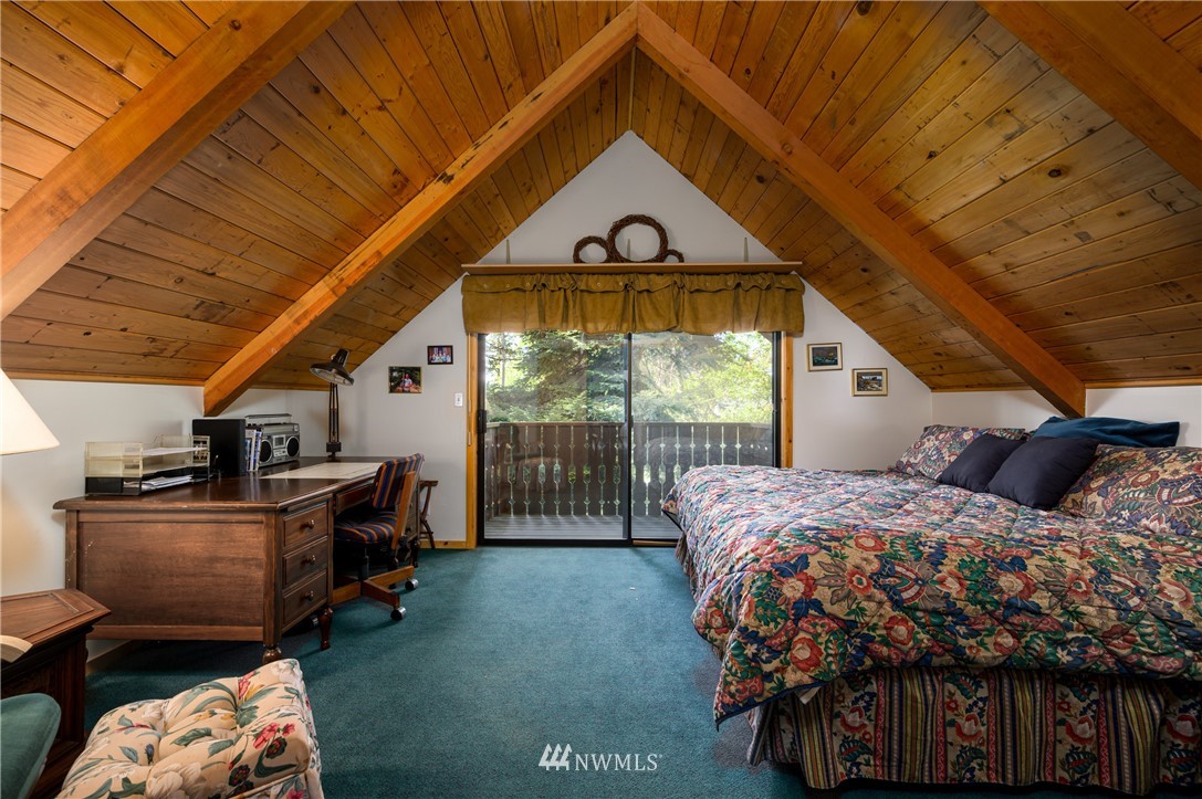 167 Center View Drive Decatur Island, WA 98221 - Photo 7 of 24