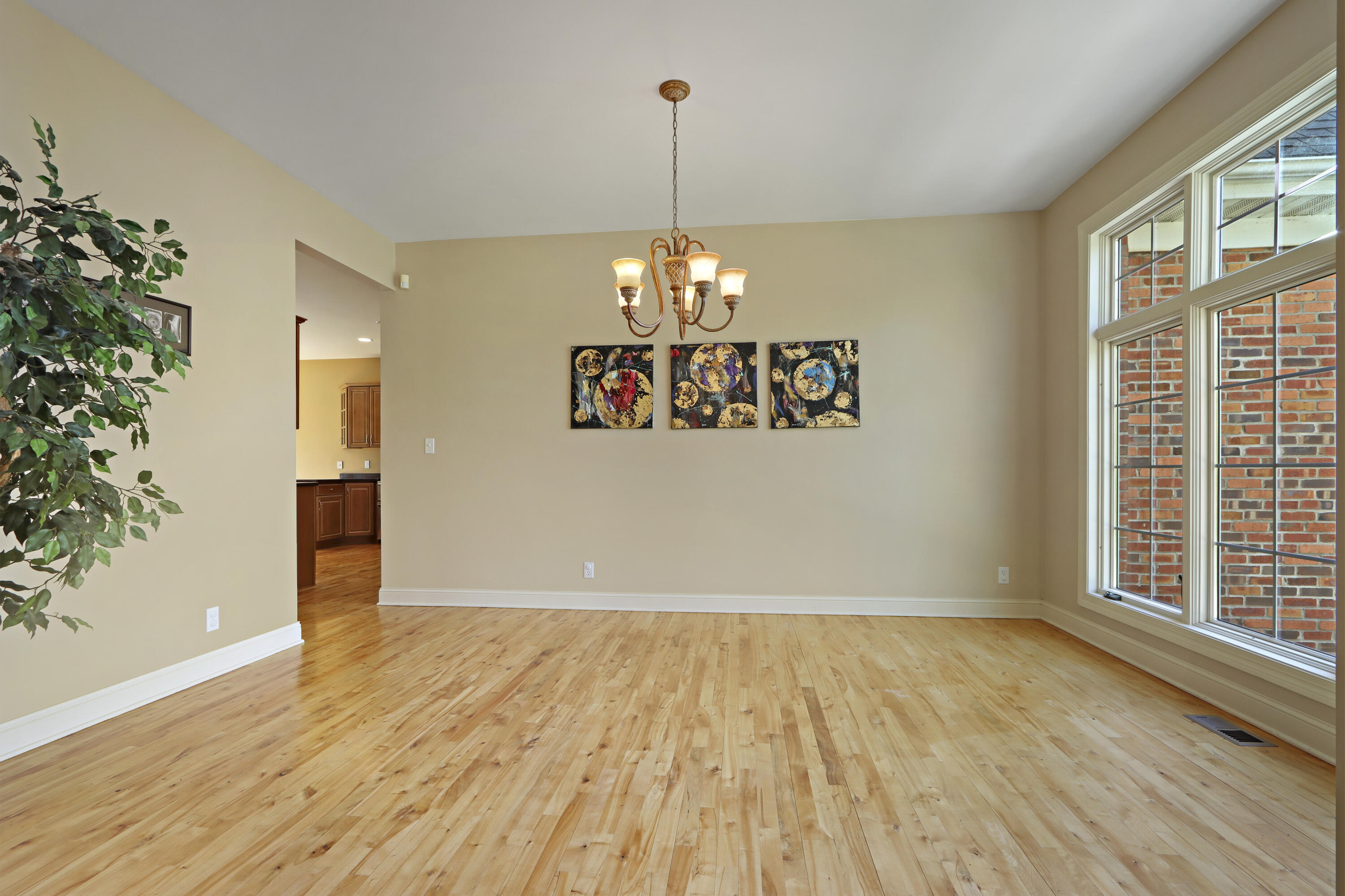 392 County Road B Fontana, WI 53125 - Photo 10 of 75 Imagine festive holiday meals and dinner parties in this lovely Formal Dining Room