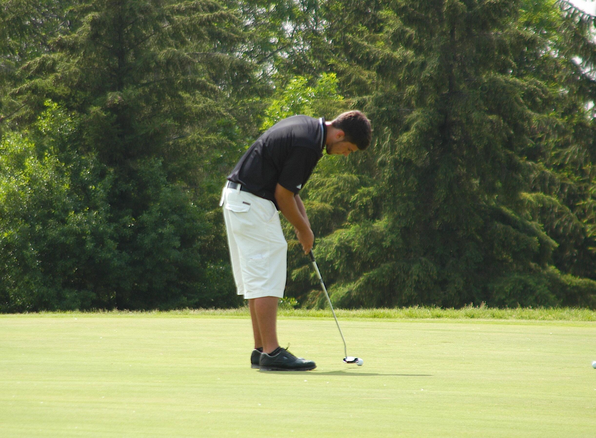 392 County Road B Fontana, WI 53125 - Photo 66 of 75 The CCE Golf Course is perfect for beginners, amateurs and avid golfers alike. It is both challenging and forgiving.