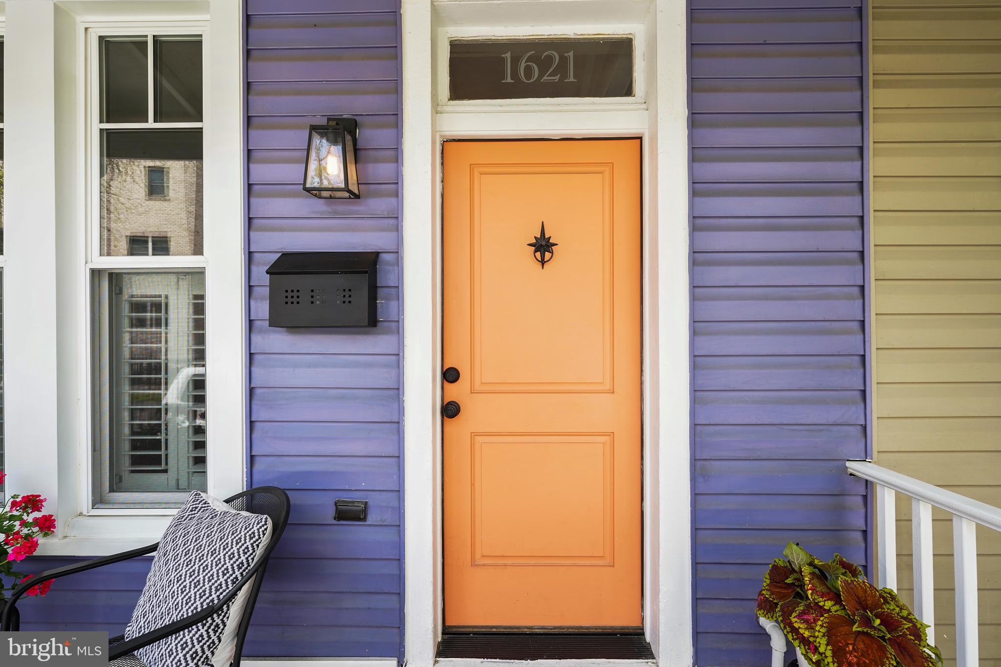 1621 Rosedale Street Northeast Washington, DC 20002 - Photo 4 of 39 Step inside to see this beauty!