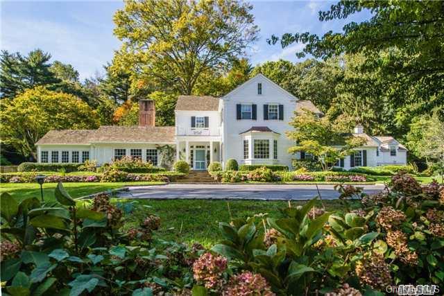 376 Oyster Bay Road Locust Valley, NY 11560 - Photo 1 of 1 Front Exterior