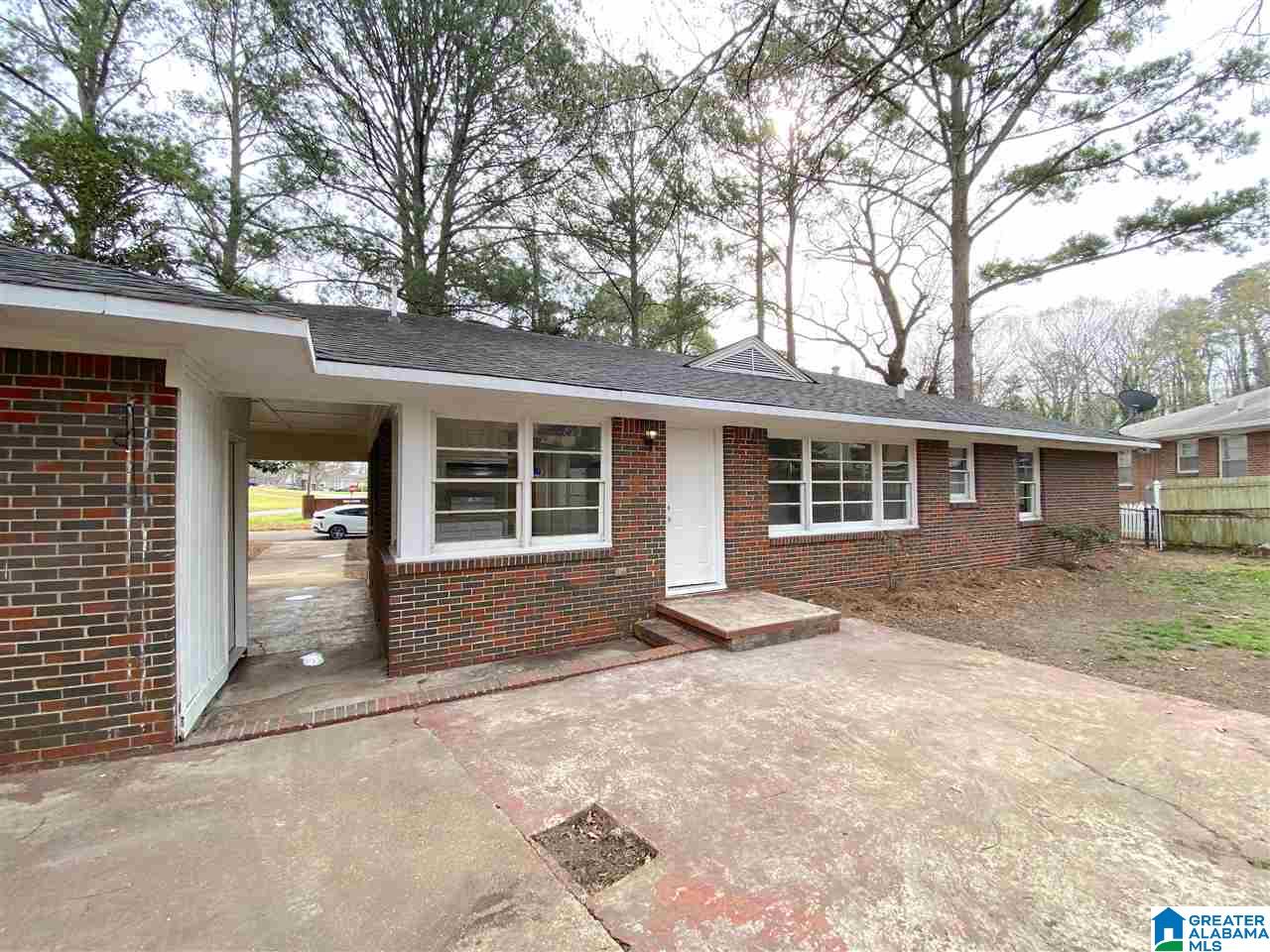 300 Ridgewood Avenue Fairfield, AL 35064 - Photo 38 of 41