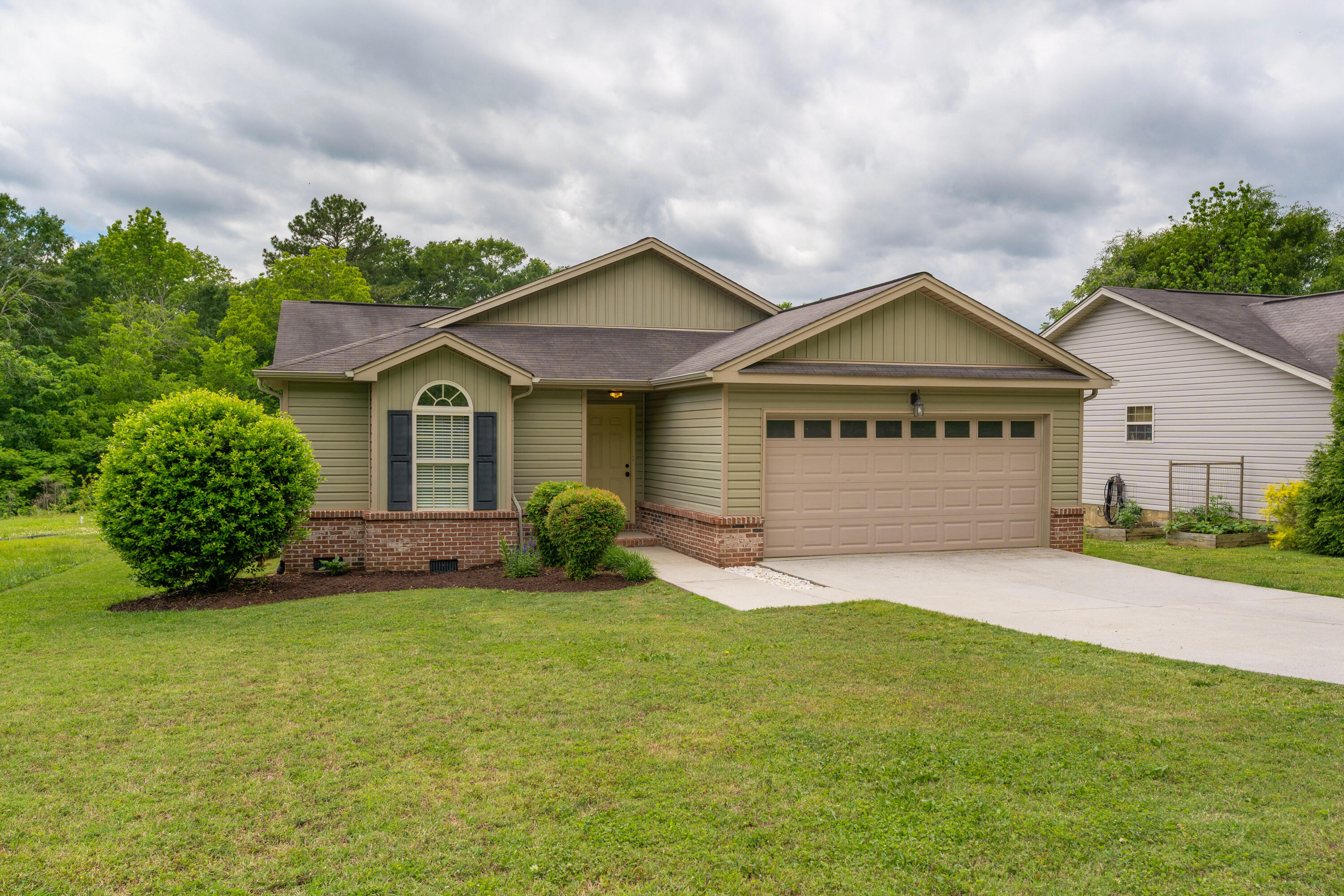 2774 Forest Road Chattanooga, TN 37406 - Photo 1 of 45 08 - 2774 Forest Rd - Exterior