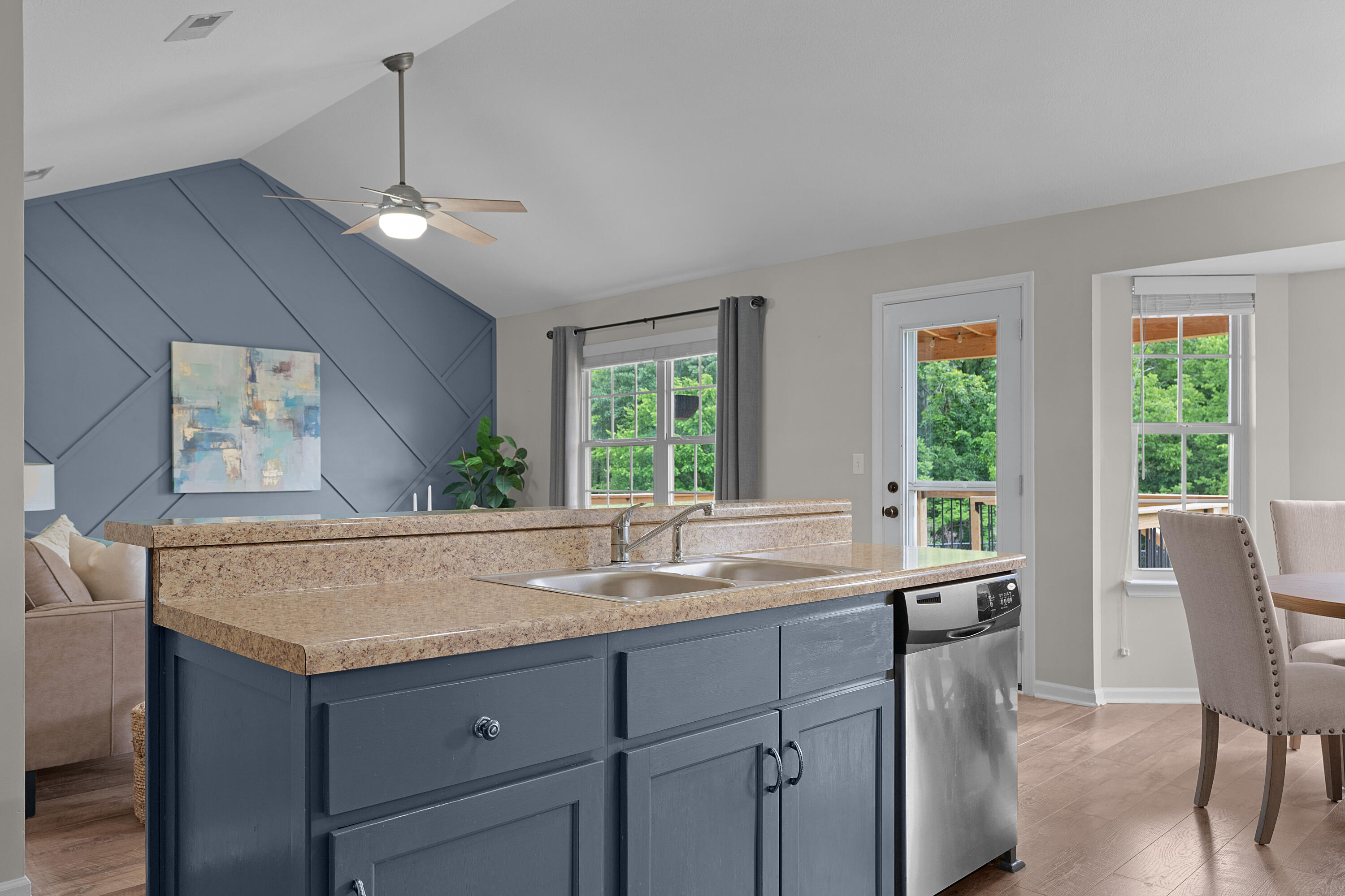 2774 Forest Road Chattanooga, TN 37406 - Photo 14 of 45 40 - 2774 Forest Rd - Interior