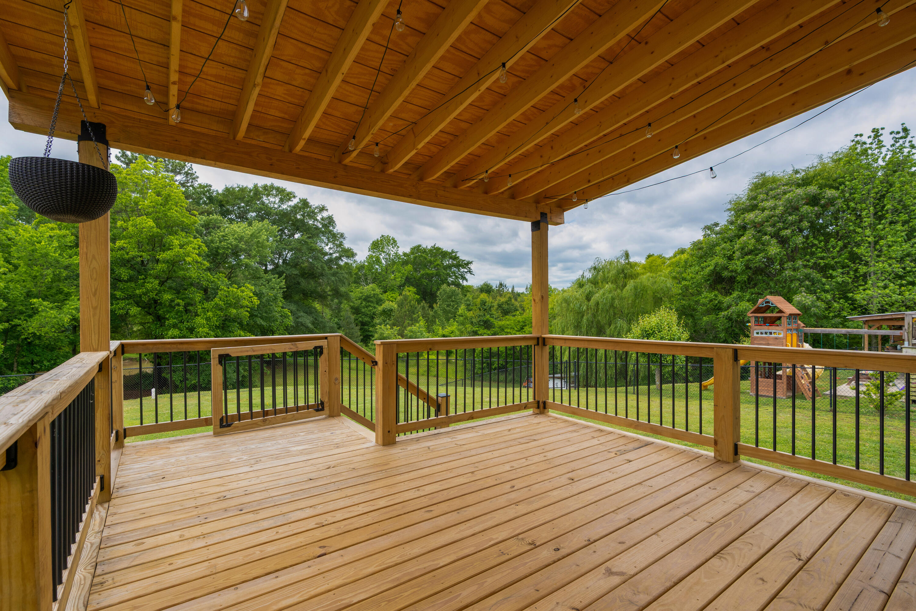 2774 Forest Road Chattanooga, TN 37406 - Photo 29 of 45 12 - 2774 Forest Rd - Exterior