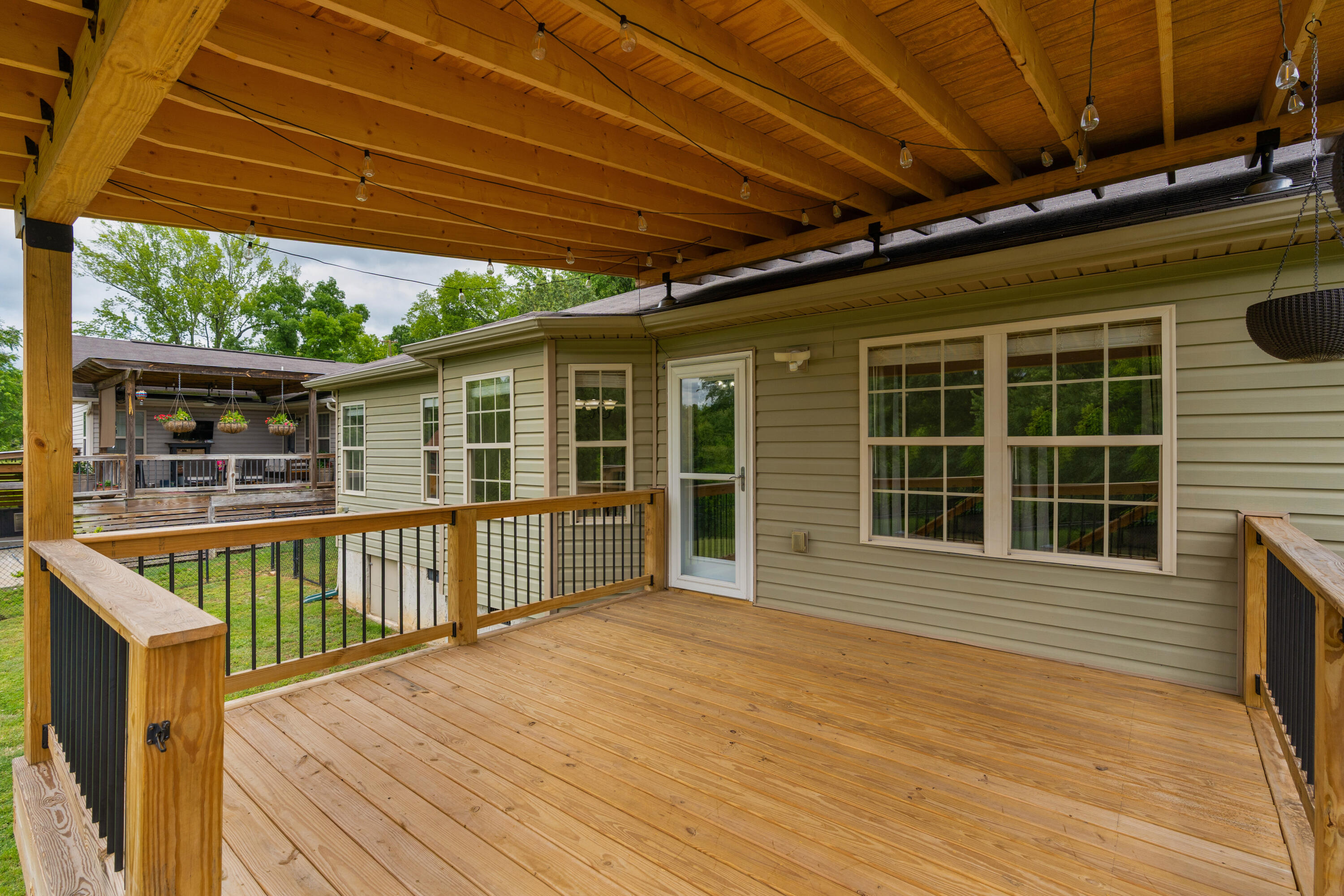 2774 Forest Road Chattanooga, TN 37406 - Photo 30 of 45 13 - 2774 Forest Rd - Exterior