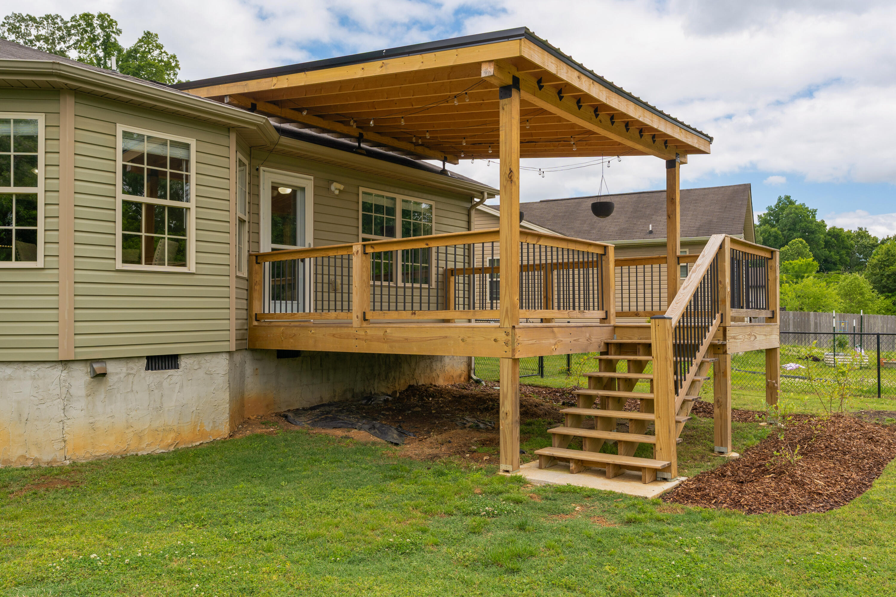 2774 Forest Road Chattanooga, TN 37406 - Photo 31 of 45 16 - 2774 Forest Rd - Exterior