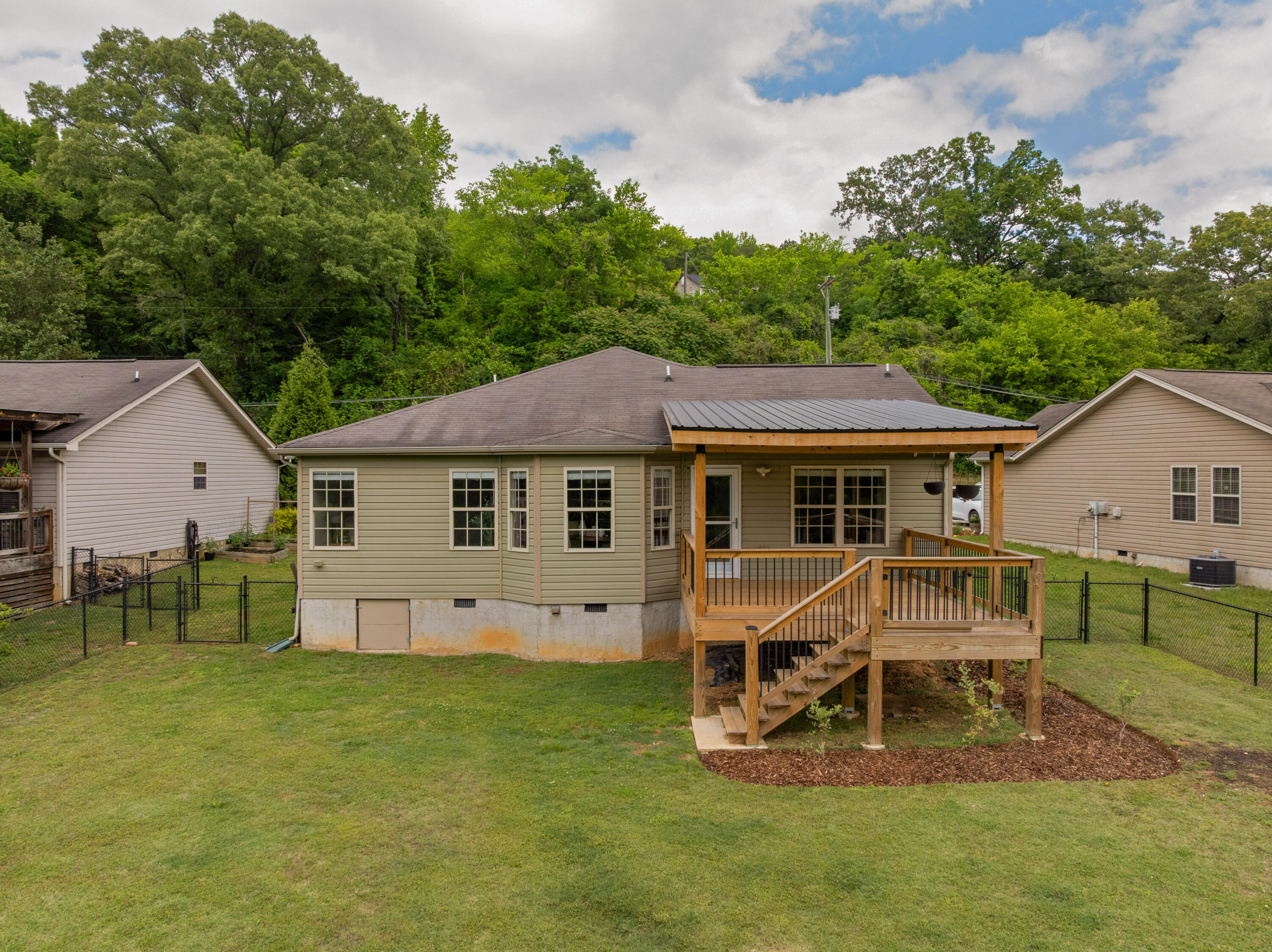 2774 Forest Road Chattanooga, TN 37406 - Photo 35 of 45 02 - 2774 Forest Rd - Drone