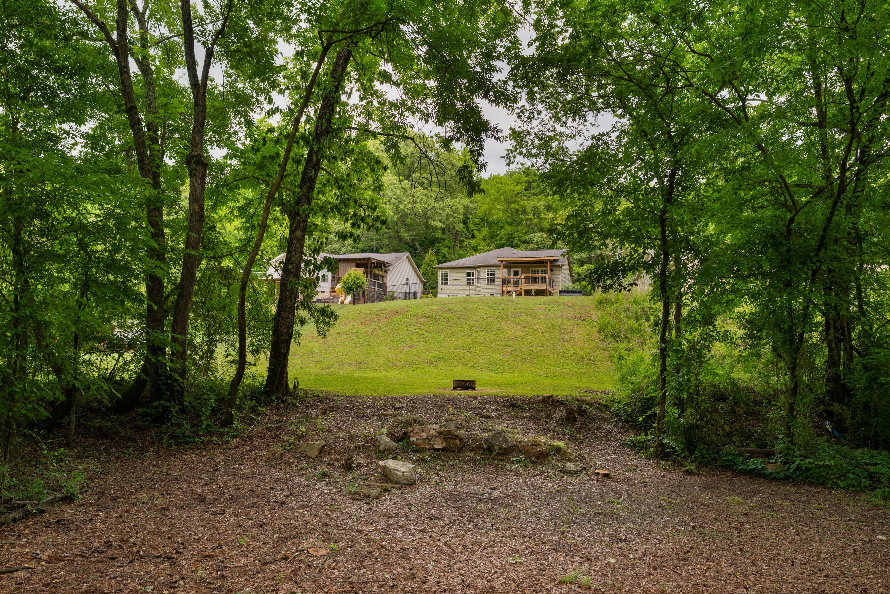 2774 Forest Road Chattanooga, TN 37406 - Photo 40 of 45 23 - 2774 Forest Rd - Exterior