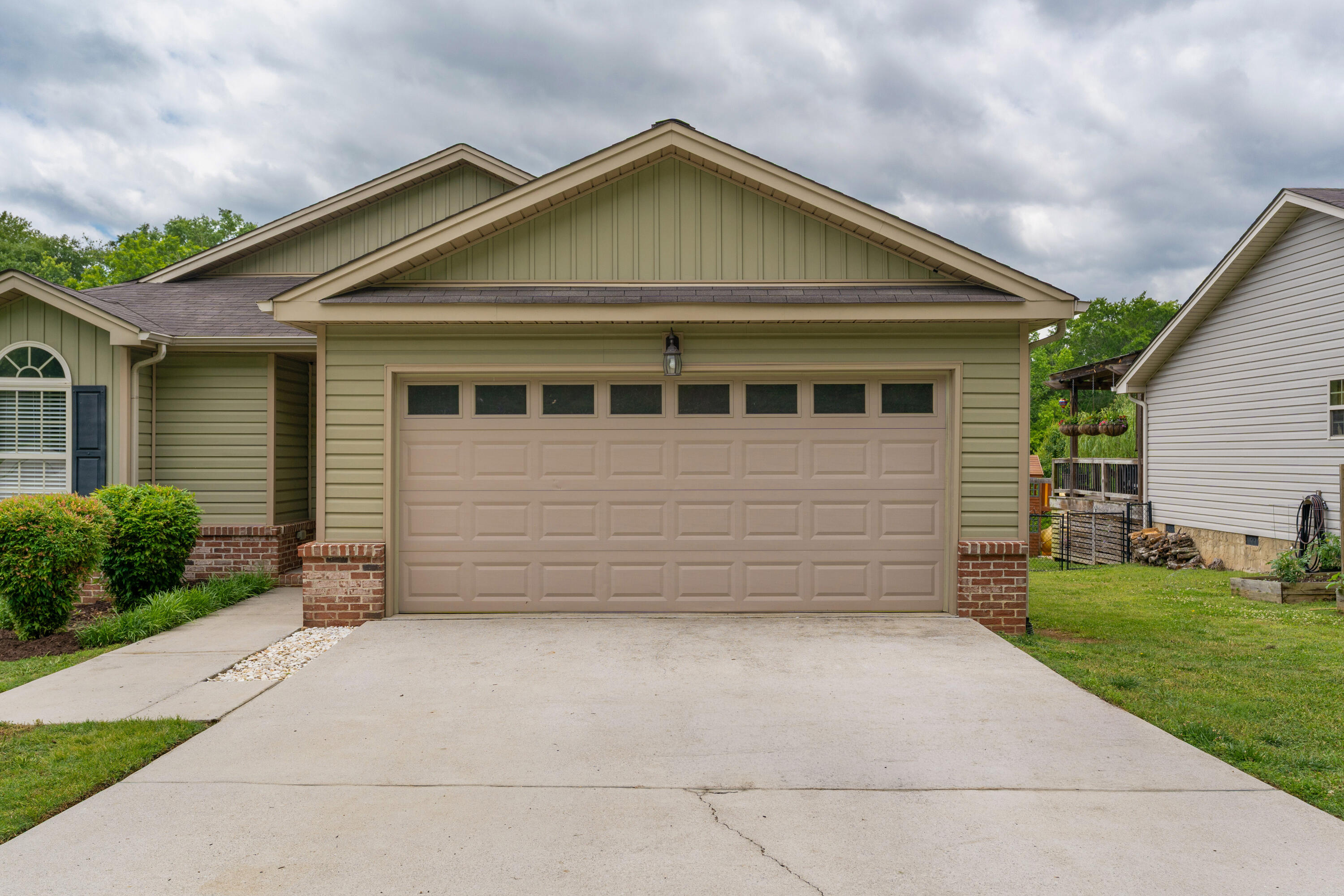 2774 Forest Road Chattanooga, TN 37406 - Photo 5 of 45 09 - 2774 Forest Rd - Exterior