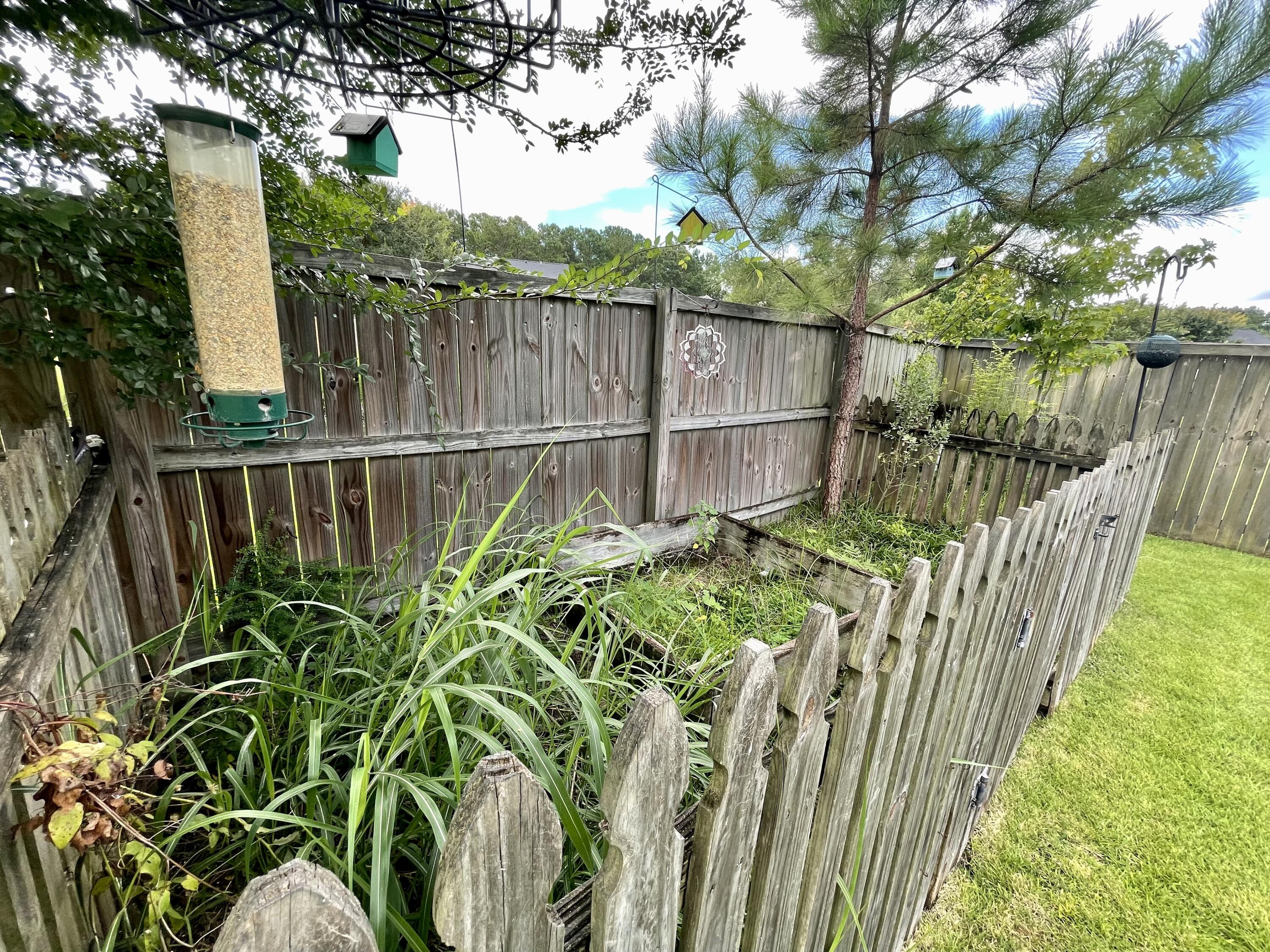 205 Hollytree Circle Ladson, SC 29456 - Photo 37 of 45 F1550B01-40A6-4890-AD25-888277D9AA8A