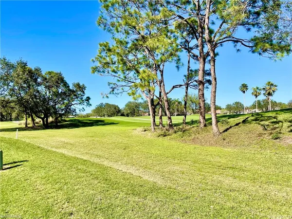 $2,350 | 6015 Chardonnay Lane, Unit 102, Naples, FL 34119