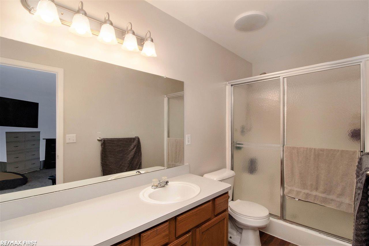 52137 Rivard Road New Baltimore, MI 48047 - Photo 18 of 27 31374699-17.JPG
