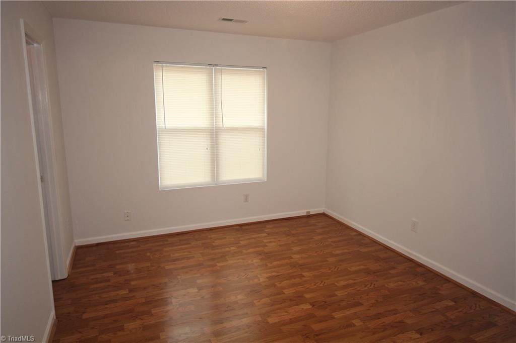 909 James Road High Point, NC 27265 - Photo 4 of 15