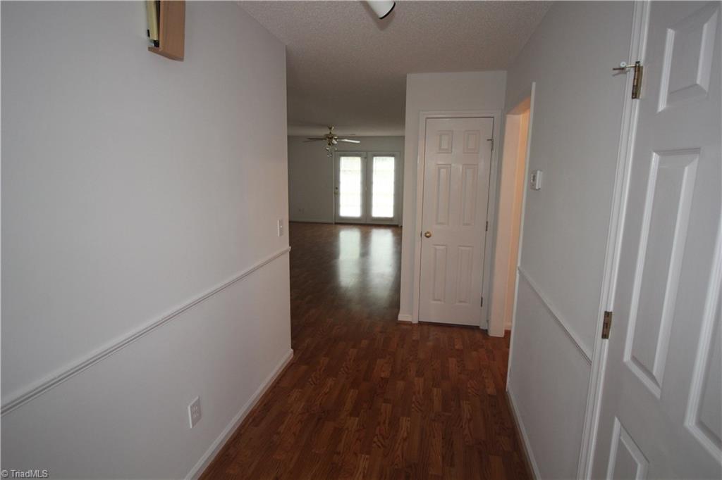 909 James Road High Point, NC 27265 - Photo 5 of 15