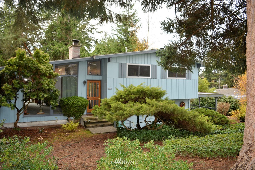 9728 231st Place Southwest Edmonds, WA 98020 - Photo 1 of 16 Gallery Image 1