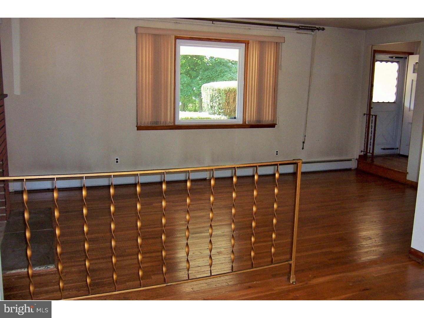 116 Baker Road Coatesville, PA 19320 - Photo 7 of 23 Living Room