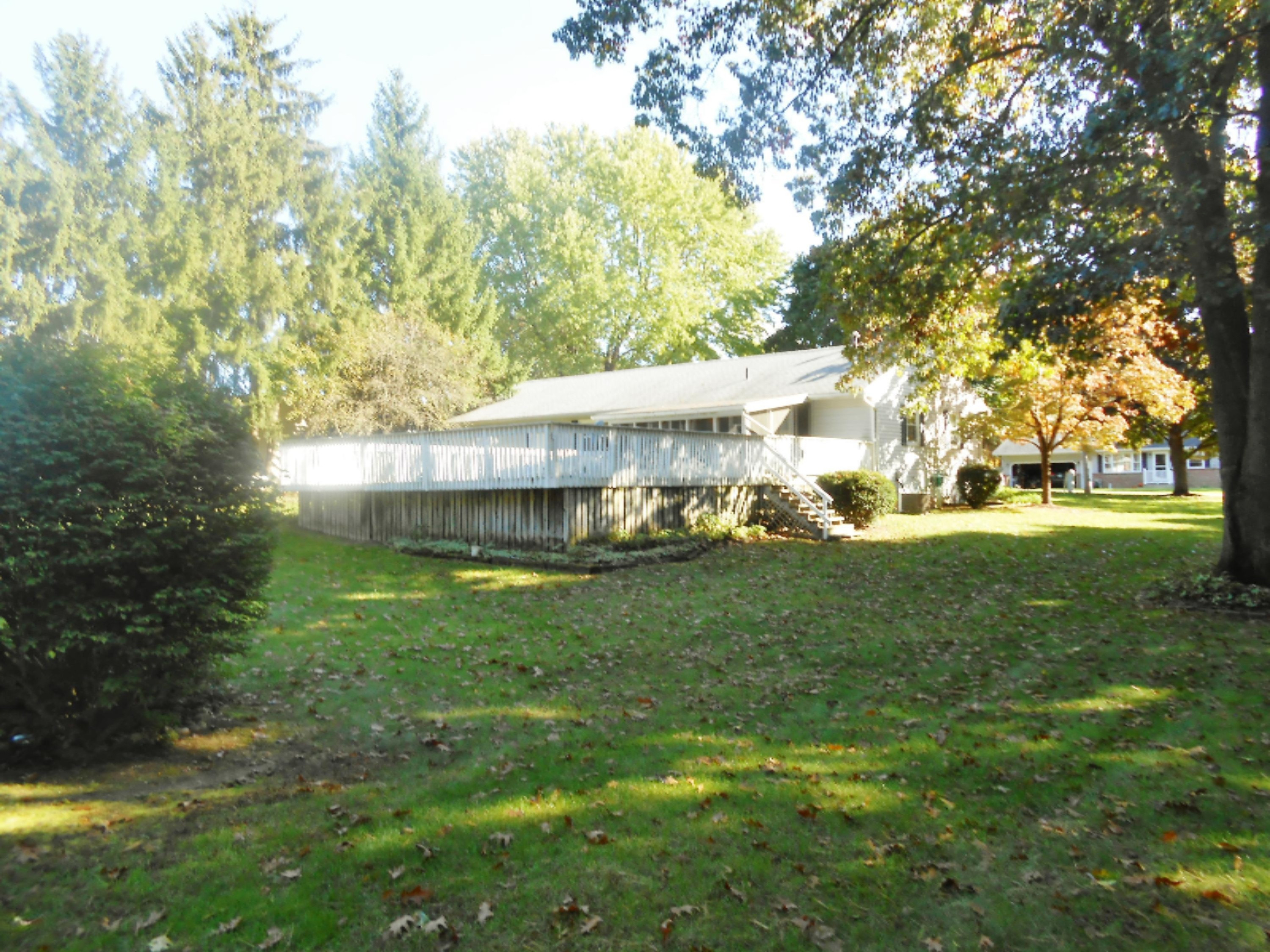 630 Lakeview Road Paw Paw, MI 49079 - Photo 4 of 28 DSCN1676