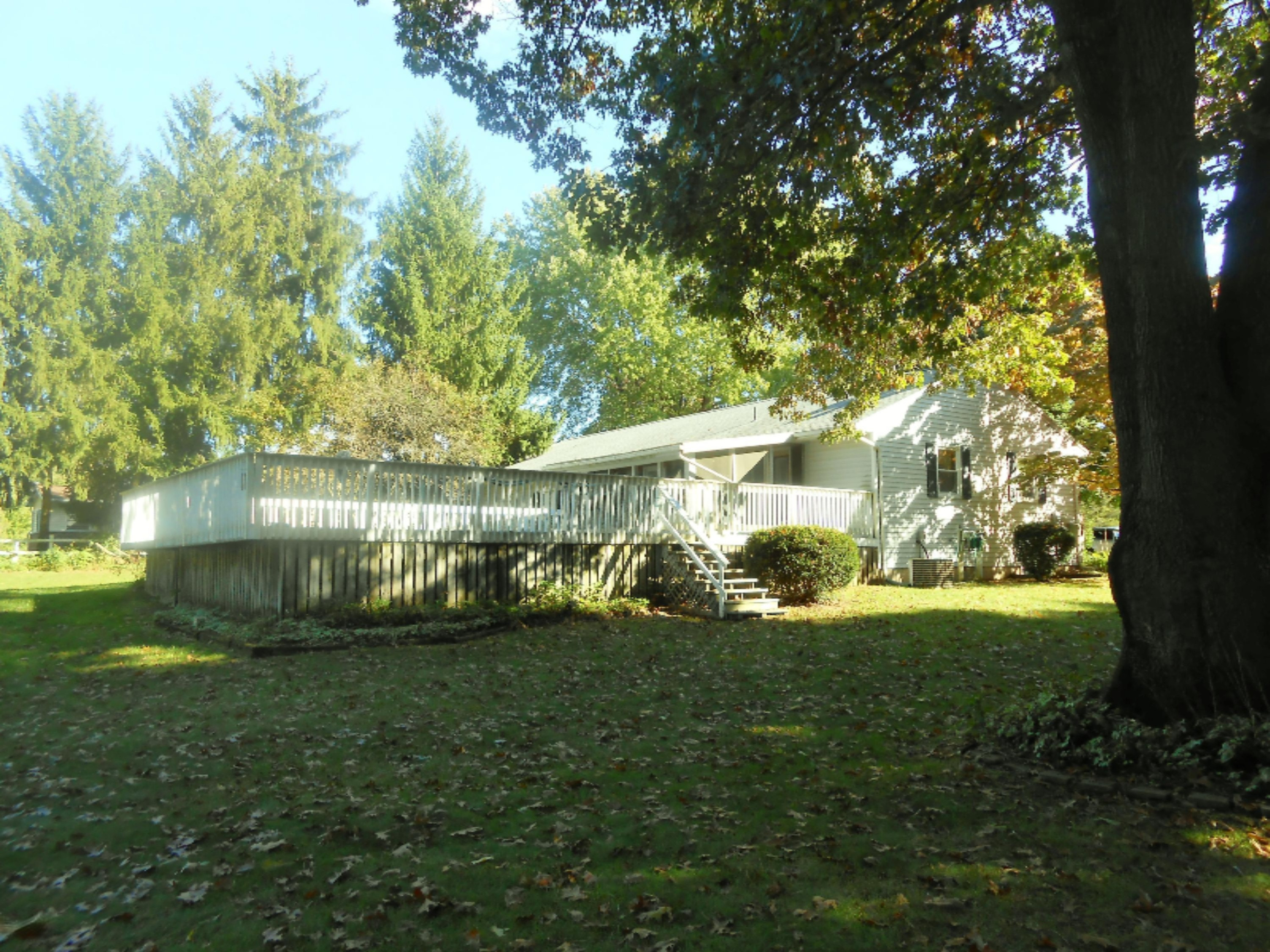 630 Lakeview Road Paw Paw, MI 49079 - Photo 5 of 28 DSCN1679