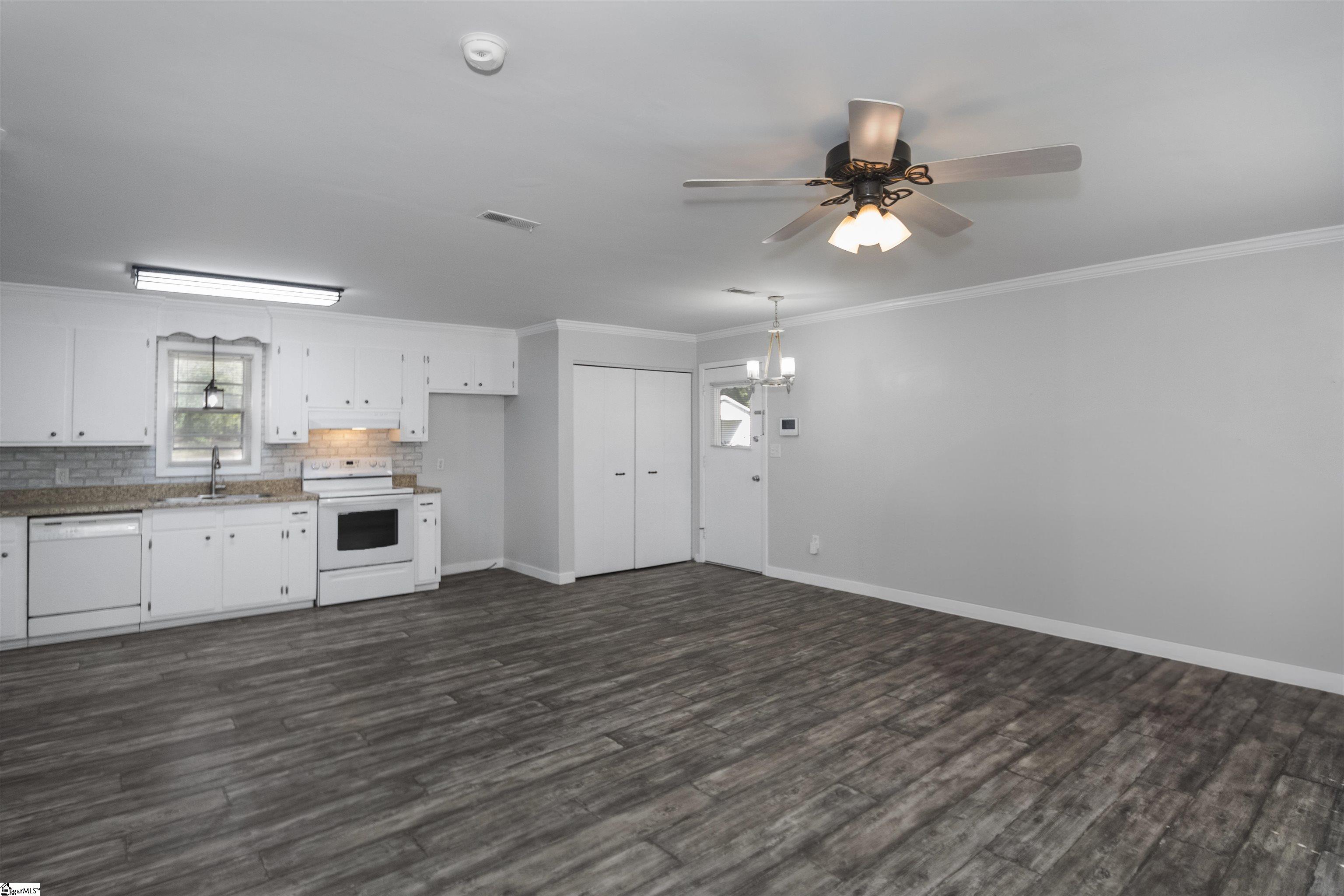 105 Cone Ridge Drive Easley, SC 29640 - Photo 11 of 31