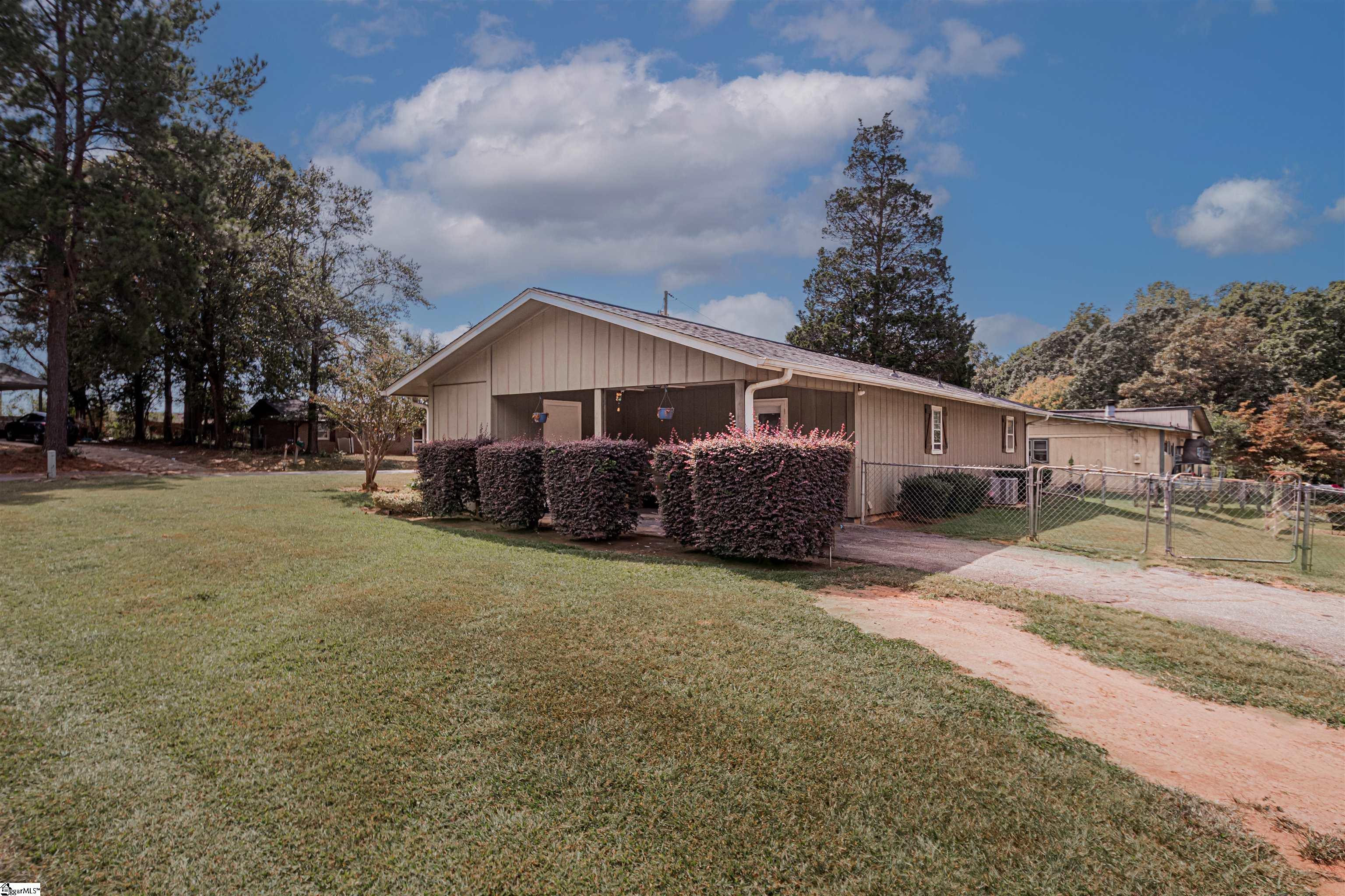 105 Cone Ridge Drive Easley, SC 29640 - Photo 4 of 31