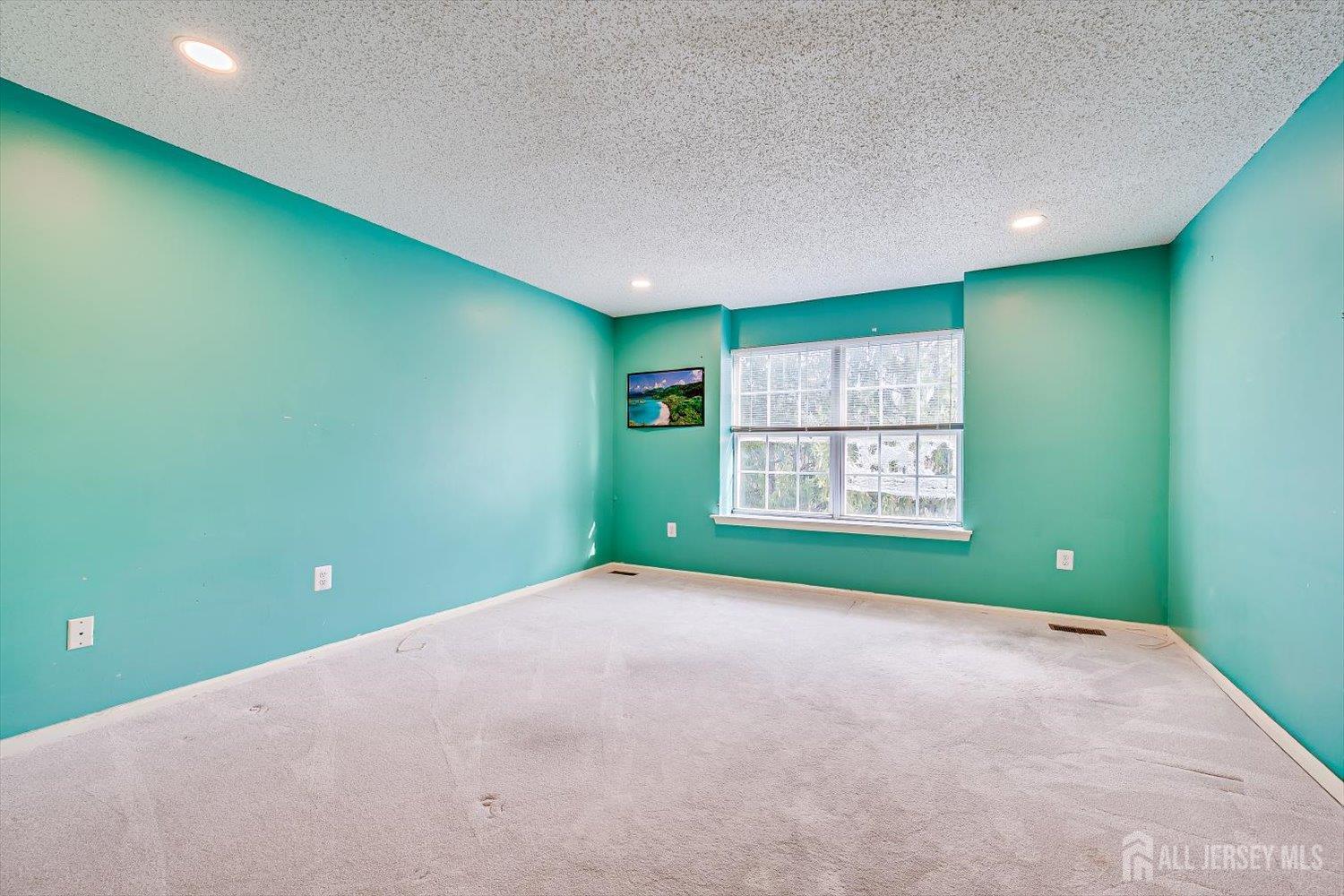 10 Guisborough Way Edison, NJ 08820 - Photo 16 of 27