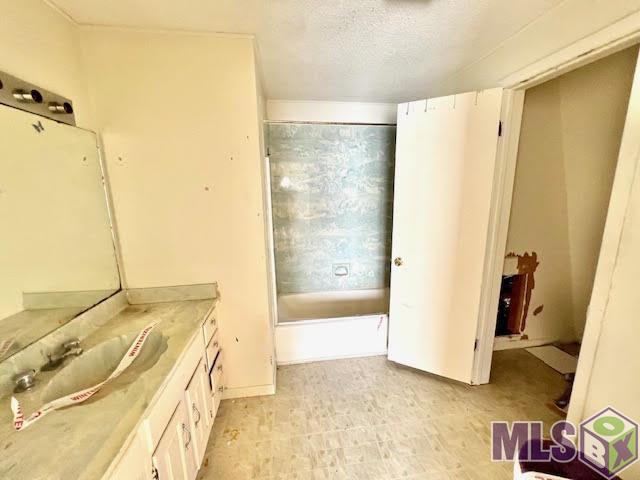2376 Coteau Road Houma, LA 70364 - Photo 19 of 26 Bathroom