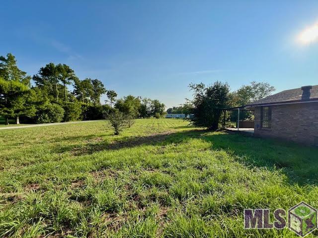 2376 Coteau Road Houma, LA 70364 - Photo 6 of 26 Backyard