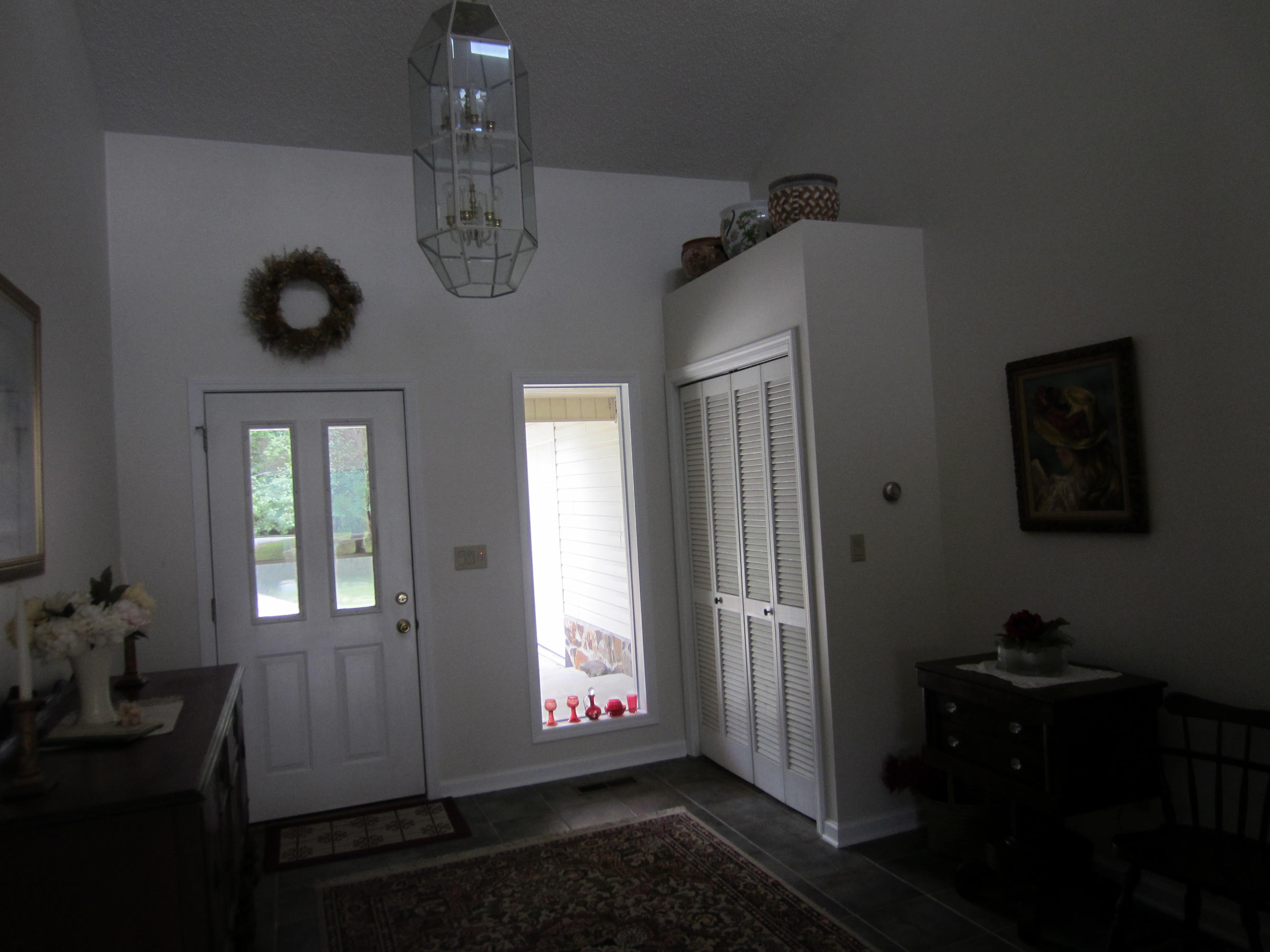 1379 Dogtown Road Ten Mile, TN 37880 - Photo 2 of 20 Entry Foyer