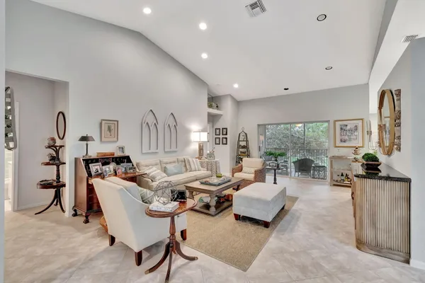 $4,500 | 7942 Laina Lane, Unit 4, Boynton Beach, FL 33437