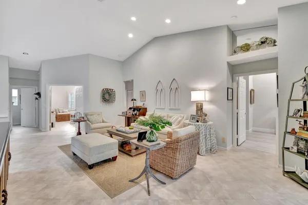 $4,500 | 7942 Laina Lane, Unit 4, Boynton Beach, FL 33437