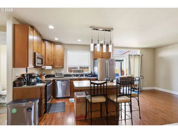 $425,000 | 1798 Allea Drive, Eugene, OR 97404