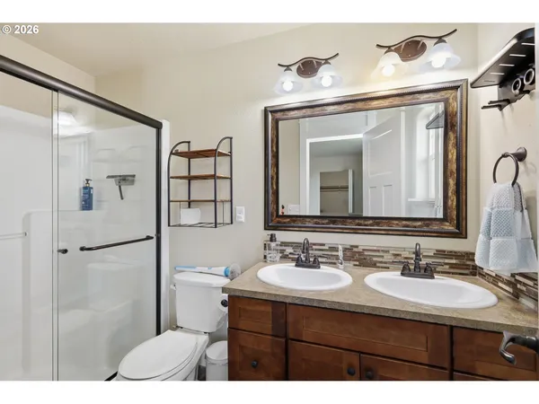 $425,000 | 1798 Allea Drive, Eugene, OR 97404