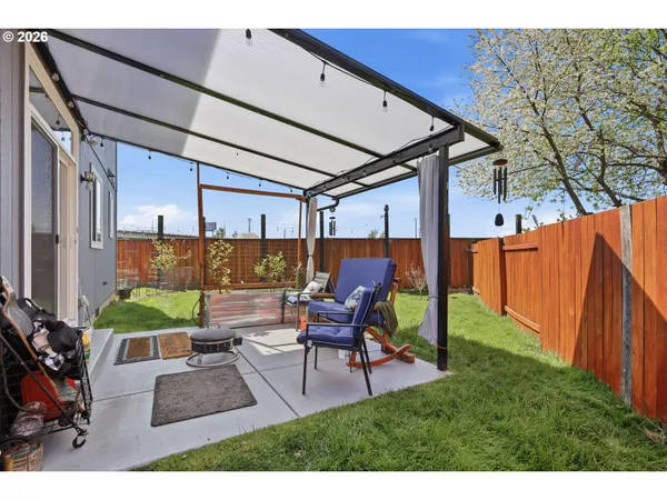 $425,000 | 1798 Allea Drive, Eugene, OR 97404