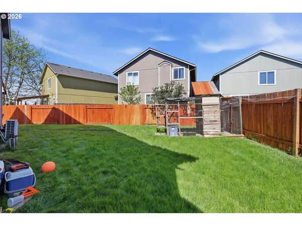 $425,000 | 1798 Allea Drive, Eugene, OR 97404