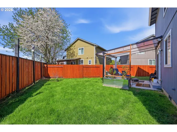 $425,000 | 1798 Allea Drive, Eugene, OR 97404