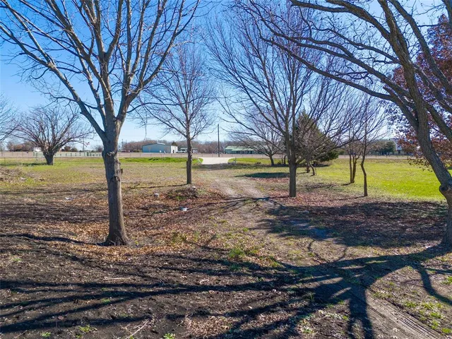 $750,000 | 2500 Weston Road, Weston, TX 75009