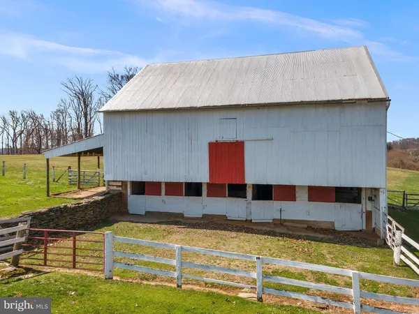 $720,000 | 18723 Upper Beckleysville Road, Hampstead, MD 21074