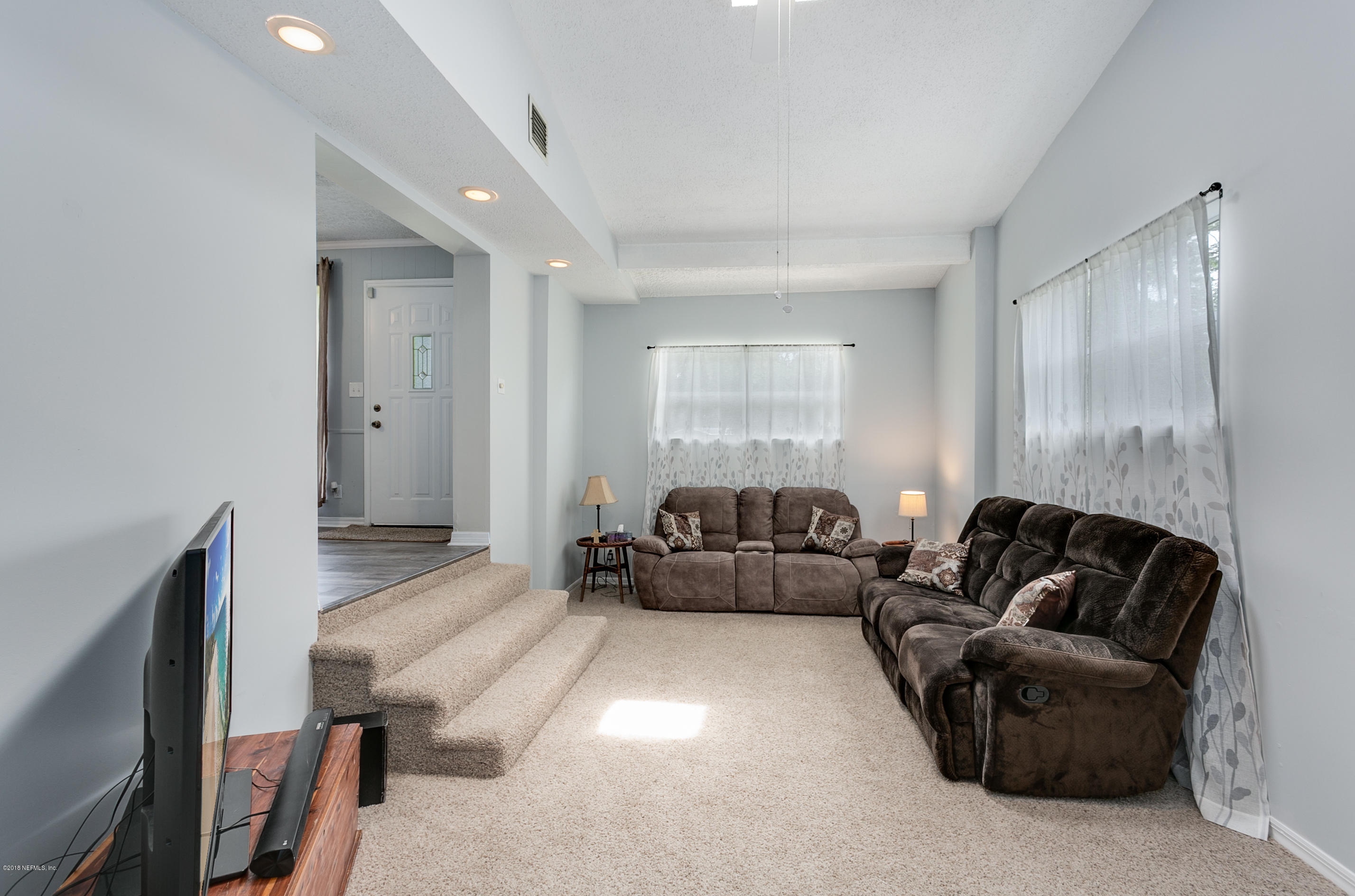 6316 Kennerly Road Jacksonville, FL 32216 - Photo 6 of 15 006_Family Room