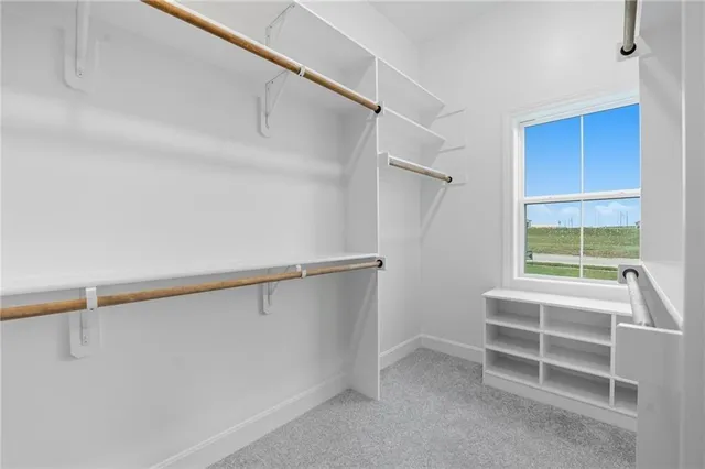 $727,900 | 4432 Tee Drive, Basehor, KS 66007