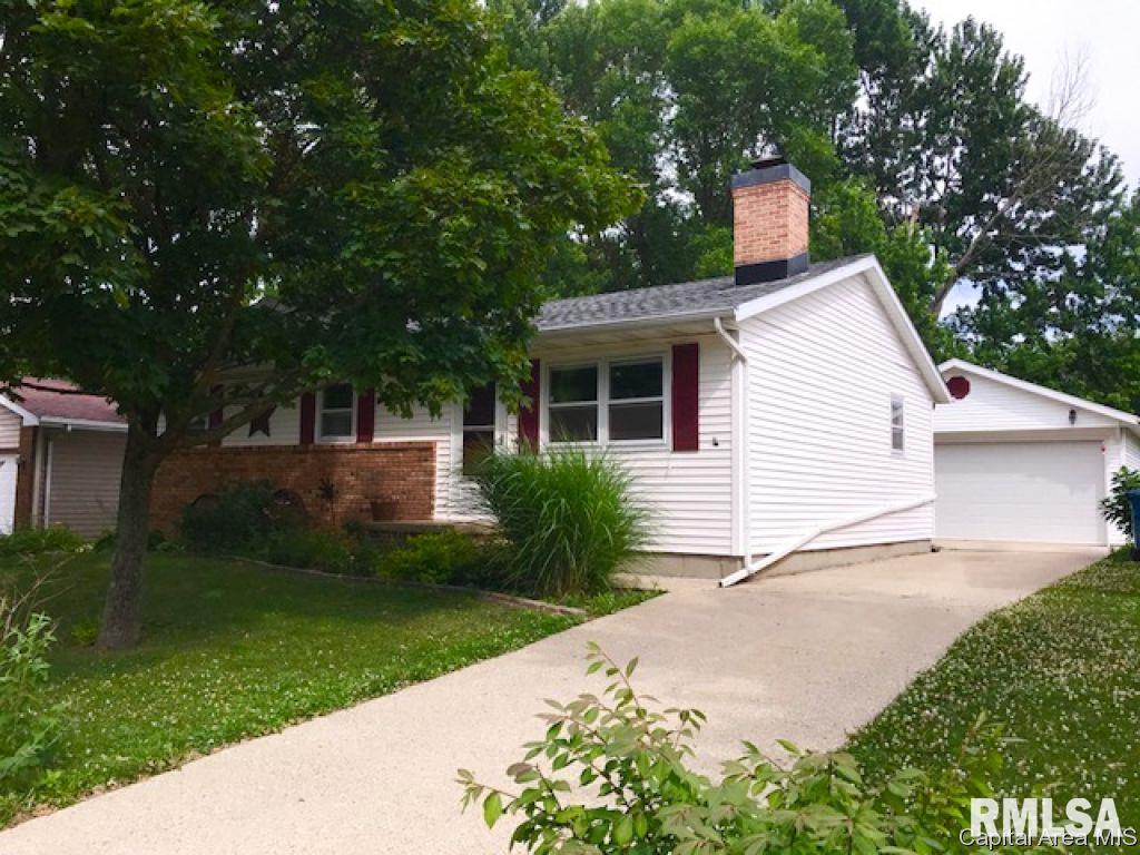 304 Walnut Valley Drive Springfield, IL 62707 - Photo 1 of 21