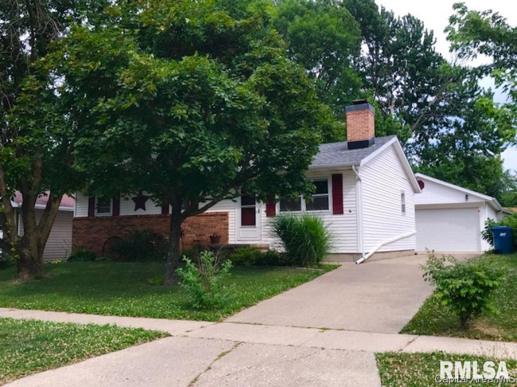 304 Walnut Valley Drive Springfield, IL 62707 - Photo 2 of 21