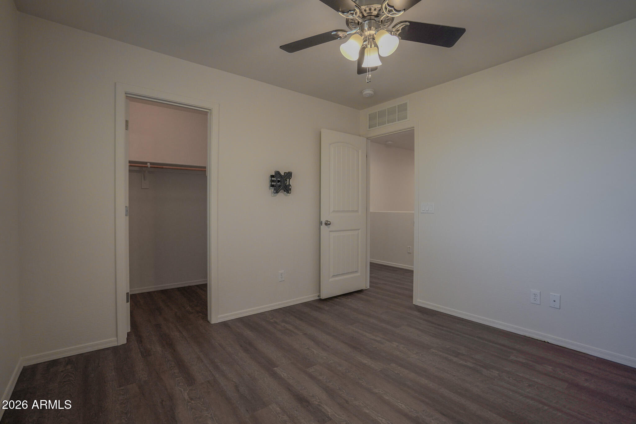 10225 West Camelback Road, Unit 28 Phoenix, AZ 85037 - Photo 15 of 29 DSC00449