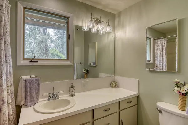 $510,000 | 1026 West Bellwood Drive, Spokane, WA 99218