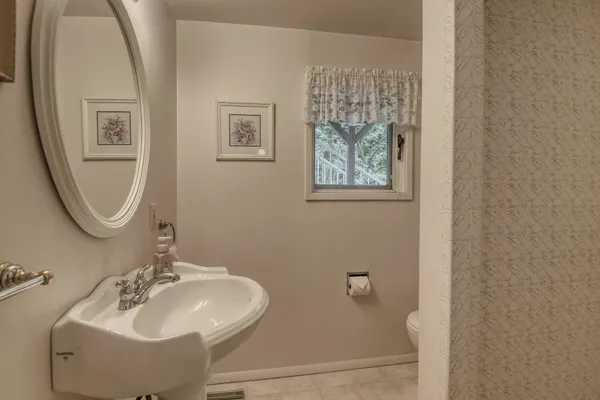 $510,000 | 1026 West Bellwood Drive, Spokane, WA 99218