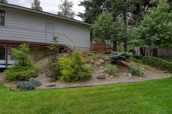 $510,000 | 1026 West Bellwood Drive, Spokane, WA 99218